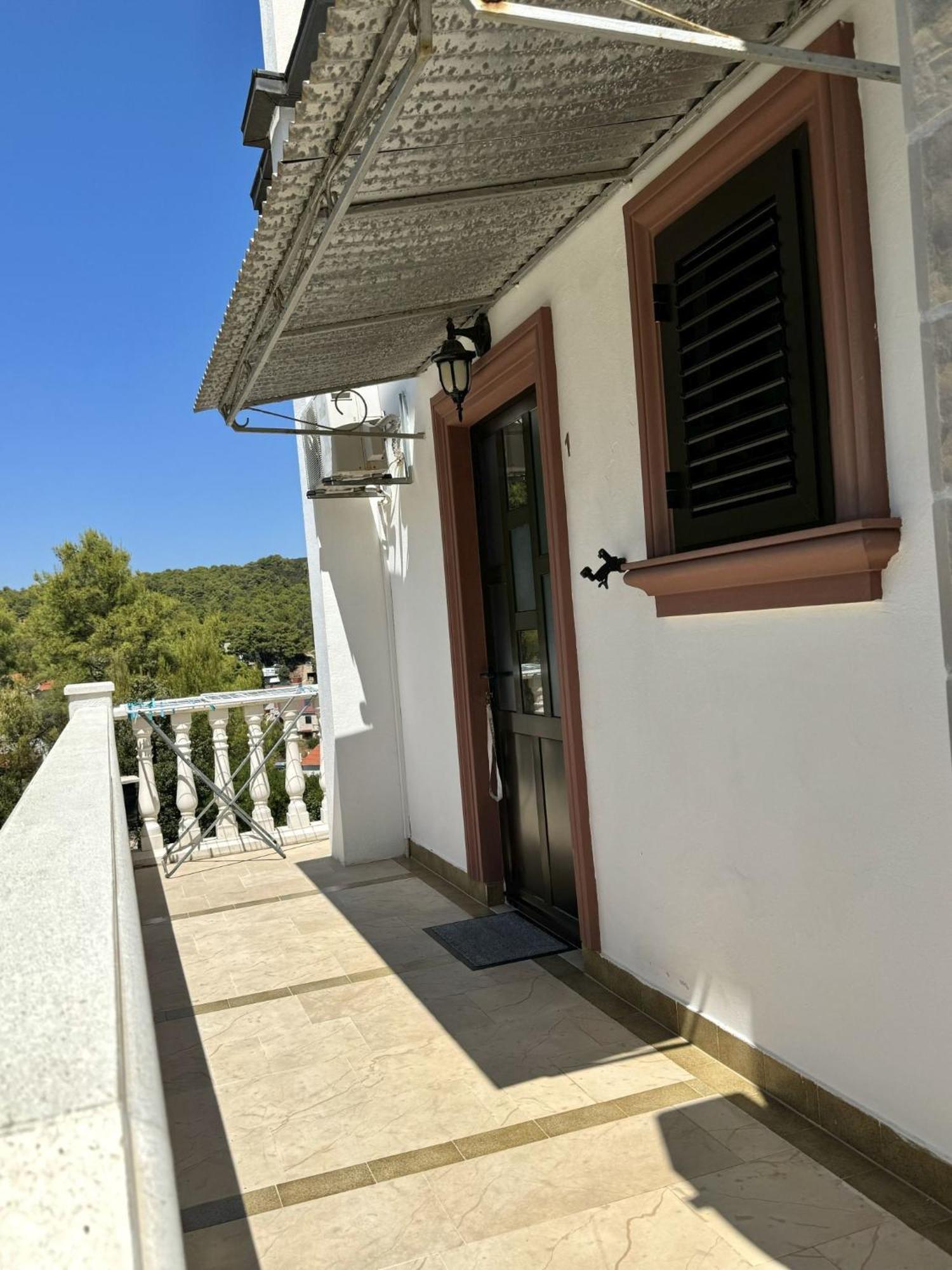Apartments And Room Makaj Basina Εξωτερικό φωτογραφία